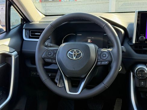 New 2025 Toyota RAV4 XLE image 10