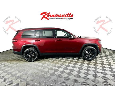 New 2025 Jeep Grand Cherokee L Altitude image 8