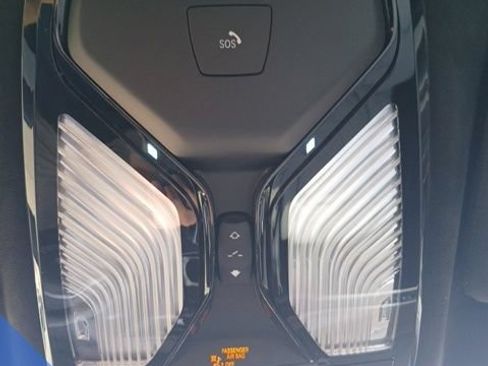 Used 2026 BMW X7 xDrive40i AWD/4WD image 29