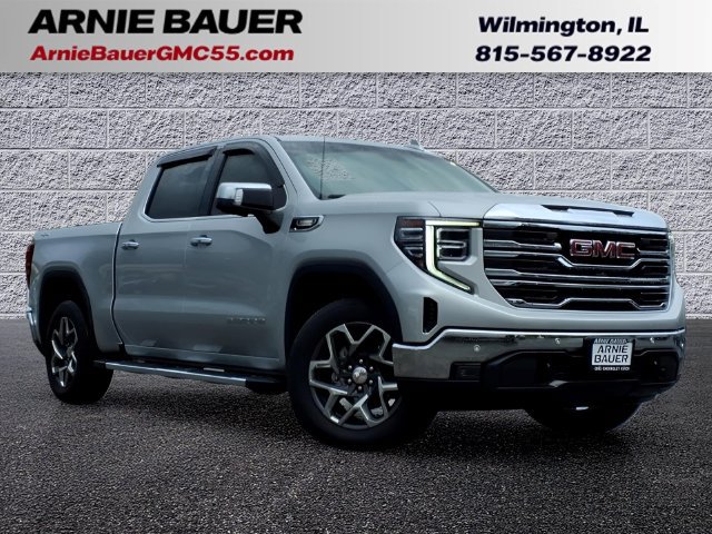 Used 2022 GMC Sierra 1500 SLT w/ SLT Premium Plus Package AWD/4WD image 1
