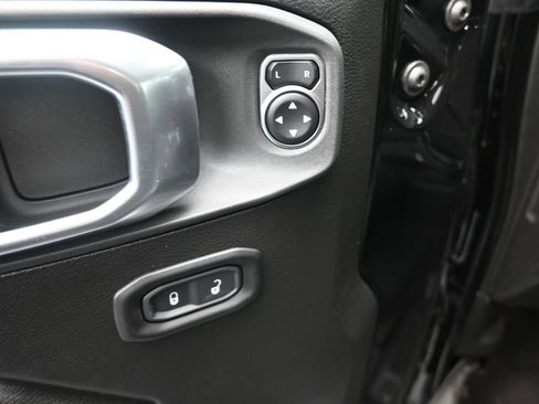 New 2026 Jeep Gladiator Willys image 13