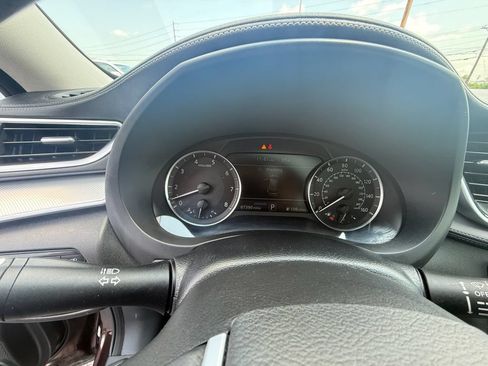 Used 2020 INFINITI QX50 Luxe w/ Navigation Package FWD image 17