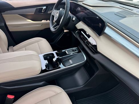 New 2026 Buick Enclave Preferred w/ Power Package FWD image 15