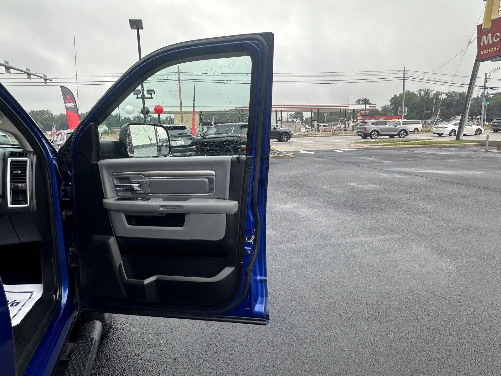 Used 2017 RAM 1500 Outdoorsman AWD/4WD image 21