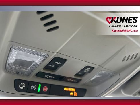 Used 2023 Chevrolet Malibu LT image 28