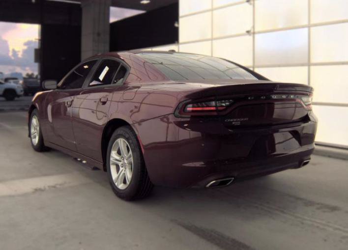 Used 2019 Dodge Charger SXT RWD image 3