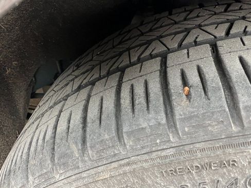 Used 2023 Toyota Corolla SE image 14