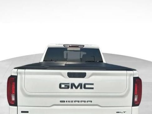 Used 2019 GMC Sierra 1500 SLT w/ SLT Premium Plus Package AWD/4WD image 5