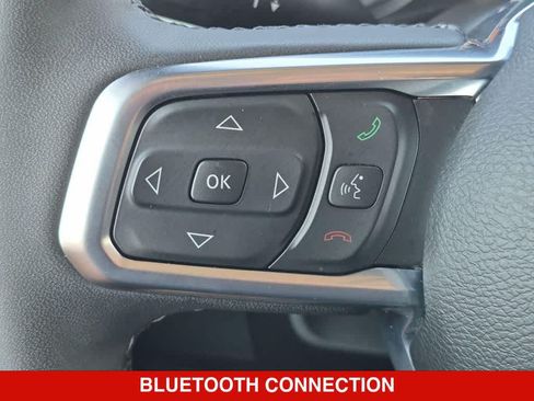 Used 2026 Jeep Wrangler Unlimited Sahara AWD/4WD image 22