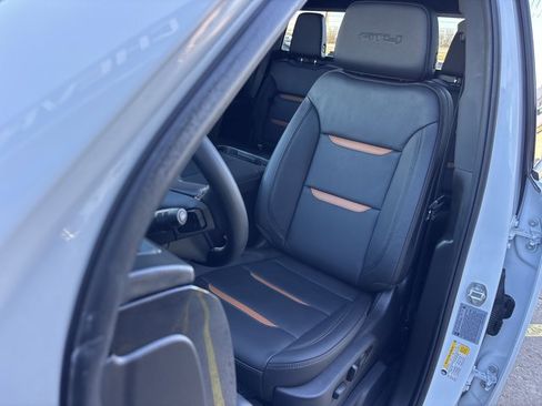 Used 2024 GMC Sierra 2500 AT4 w/ AT4 Premium Plus Package image 24