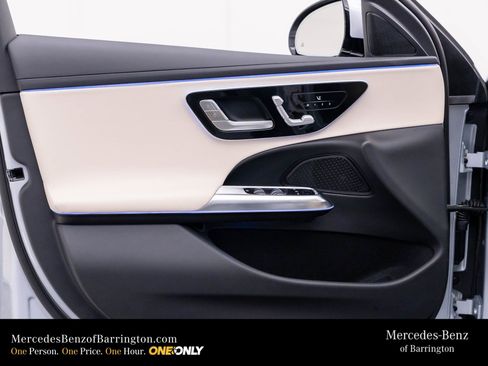 New 2026 Mercedes-Benz E 350 4MATIC Sedan image 15