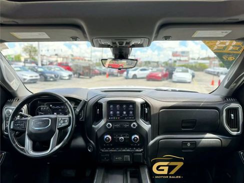 Used 2019 GMC Sierra 1500 Denali w/ Denali Ultimate Package AWD/4WD image 17