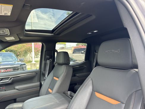 Used 2026 GMC Sierra 1500 AT4 w/ AT4 Premium Package AWD/4WD image 8