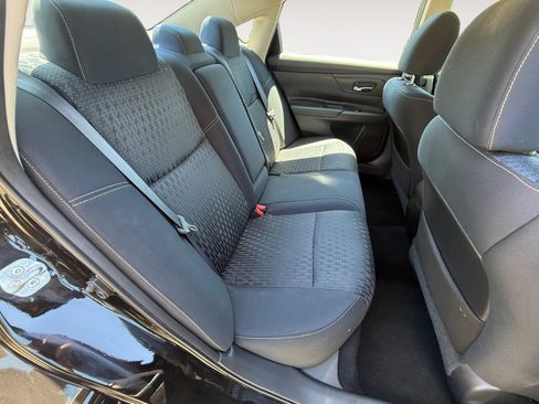 Used 2017 Nissan Altima 2.5 S w/ Power Driver Seat Package FWD image 18