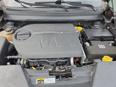 Used 2018 Jeep Cherokee Limited image 13