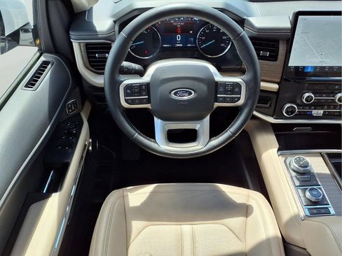 Used 2023 Ford Expedition Max Limited AWD/4WD image 12