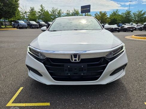 Used 2018 Honda Accord LX image 2