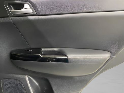 Used 2017 Kia Sportage SX image 13