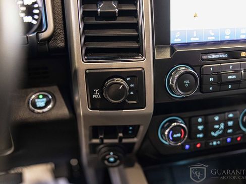 Used 2020 Ford F350 Lariat image 28