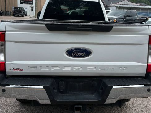 Used 2018 Ford F250 XLT w/ XLT Value Package AWD/4WD image 5