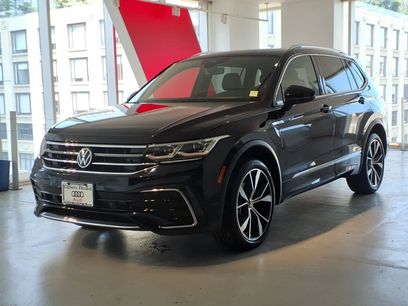 Used 2022 Volkswagen Tiguan SEL R-Line