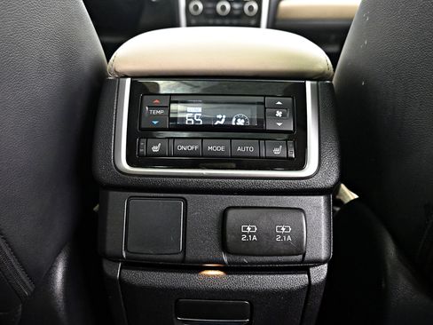 Used 2021 Subaru Ascent Limited w/ Technology Package image 30