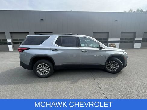 Used 2024 Chevrolet Traverse LT AWD/4WD image 5