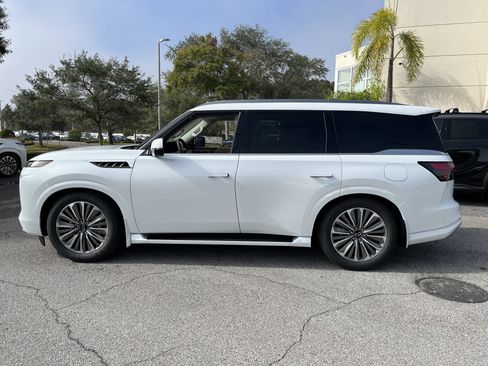 Used 2026 INFINITI QX80 Luxe w/ Cargo Package AWD/4WD image 2