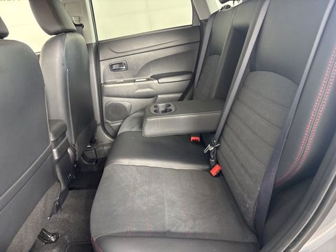 Used 2024 Mitsubishi Outlander Sport AWD image 21