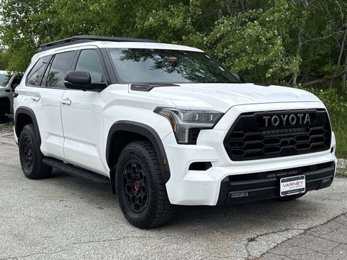 Used 2025 Toyota Sequoia TRD Pro AWD/4WD image 6