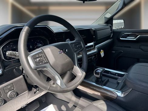 New 2026 Chevrolet Silverado 1500 LT Trail Boss w/ Convenience Package II AWD/4WD image 7