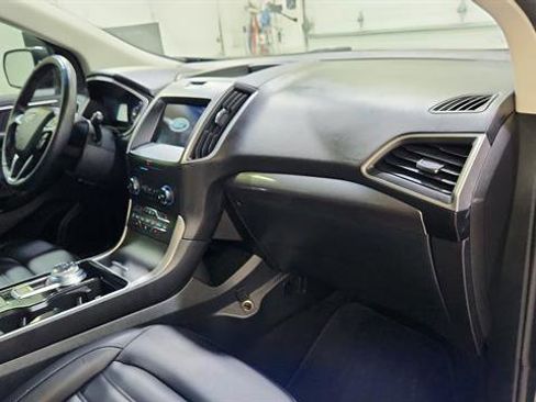 Used 2020 Ford Edge SEL w/ Convenience Package image 25