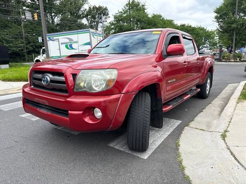 Used 2010 Toyota Tacoma 4x4 Double Cab V6 image 3
