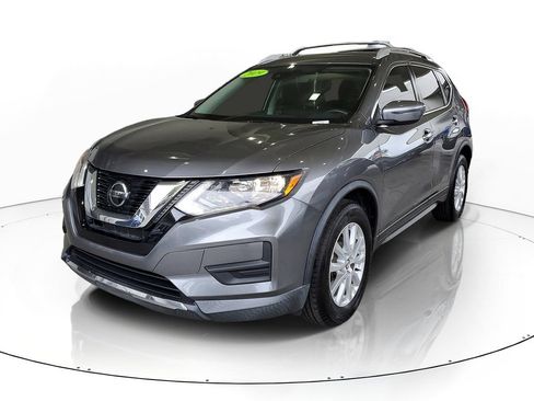 Used 2019 Nissan Rogue SV FWD image 3