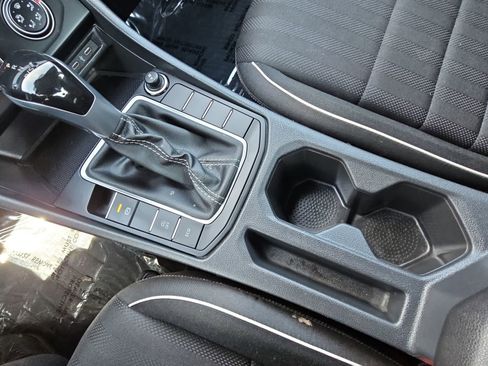 Used 2023 Volkswagen Jetta Sport image 23