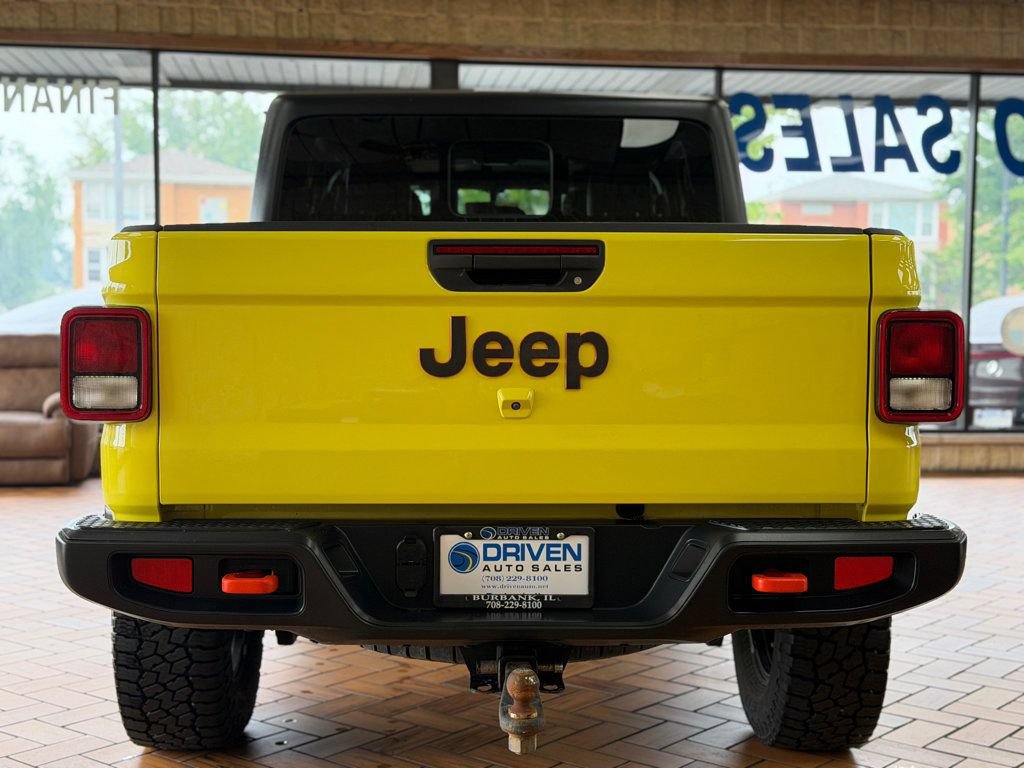 Used 2023 Jeep Gladiator Mojave w/ Trailer Tow Package AWD/4WD image 9