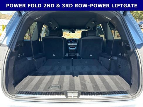 Used 2025 Mercedes-Benz GLS 450 4MATIC image 17