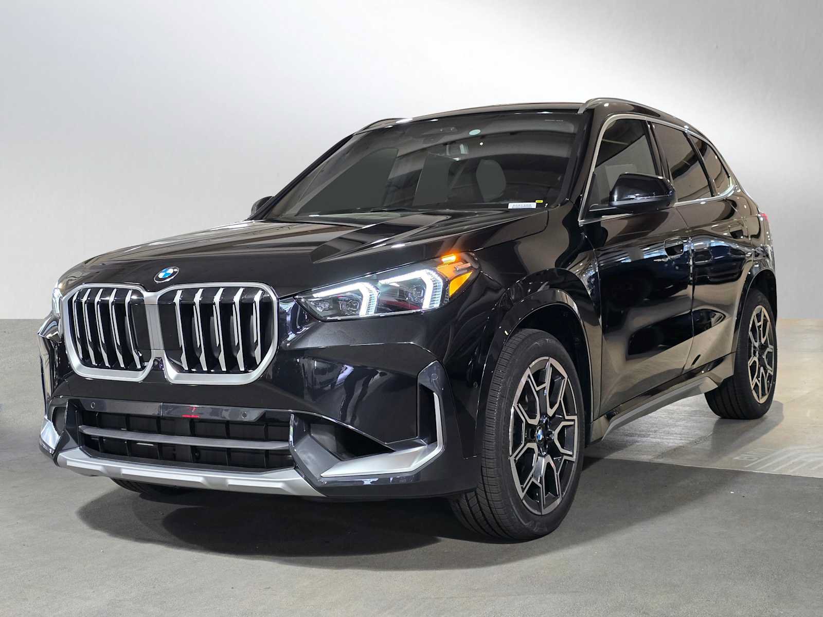Used 2026 BMW X1 xDrive28i w/ Technology Package AWD/4WD image 7