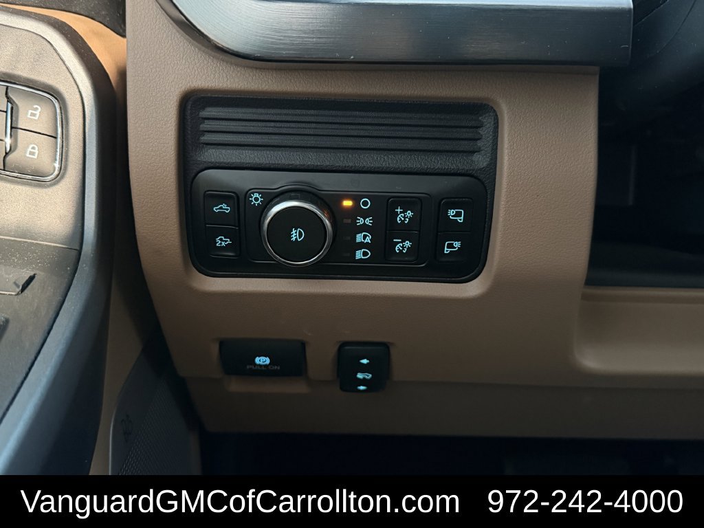 Used 2025 Ford F250 Lariat w/ Chrome Package AWD/4WD image 24