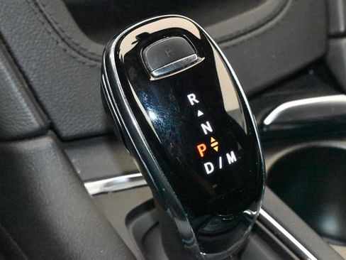 Used 2024 Cadillac XT6 Sport w/ Technology Package AWD/4WD image 36