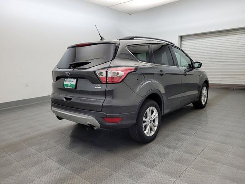 Used 2018 Ford Escape SEL image 9