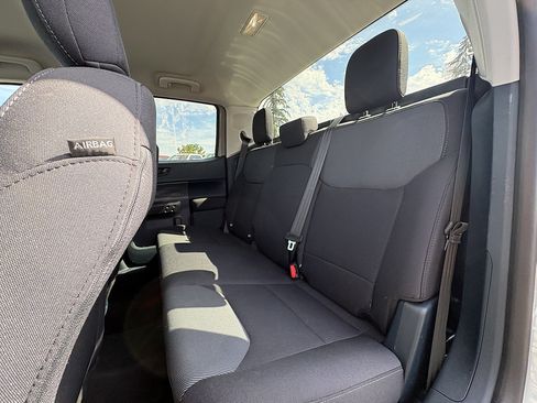 Certified 2022 Ford Maverick XL FWD image 34