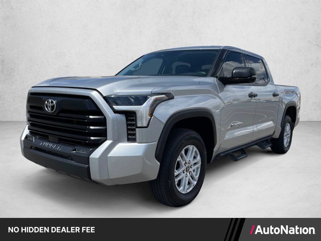 Used 2022 Toyota Tundra SR5 w/ SR5 Convenience Package AWD/4WD image 1