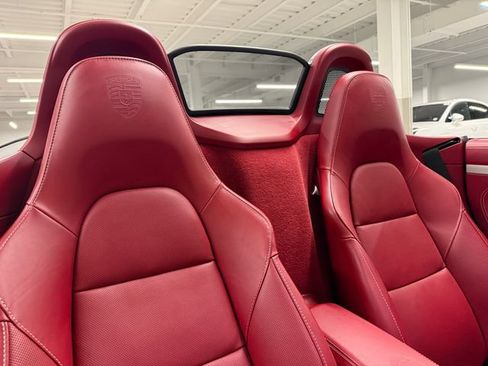 Certified 2022 Porsche 718 Boxster RWD image 34