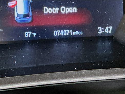 Used 2017 Honda CR-V Touring image 19