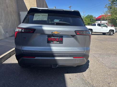 Used 2025 Chevrolet Equinox LT AWD/4WD image 10