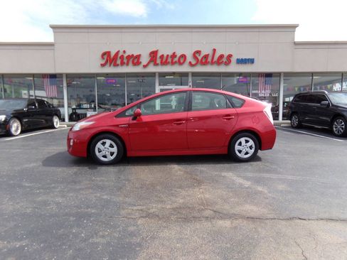 Used 2011 Toyota Prius Four image 1