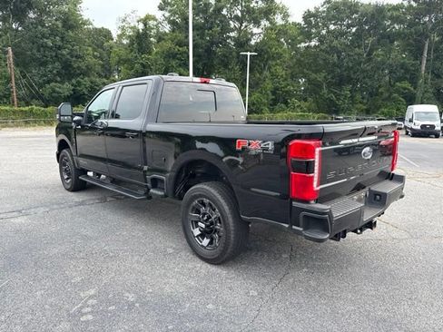 Used 2023 Ford F250 Lariat w/ Lariat Ultimate Package AWD/4WD image 6