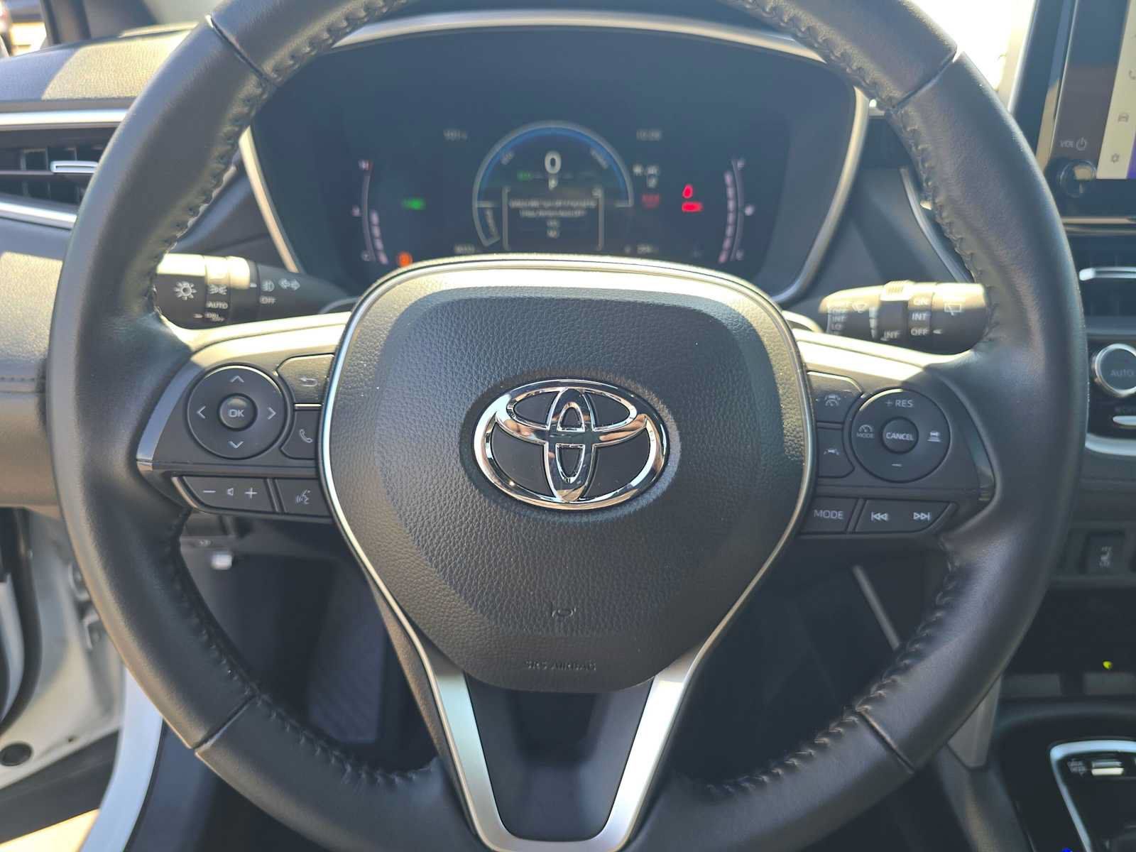 Used 2024 Toyota Corolla Cross AWD Hybrid w/ Convenience Package image 23