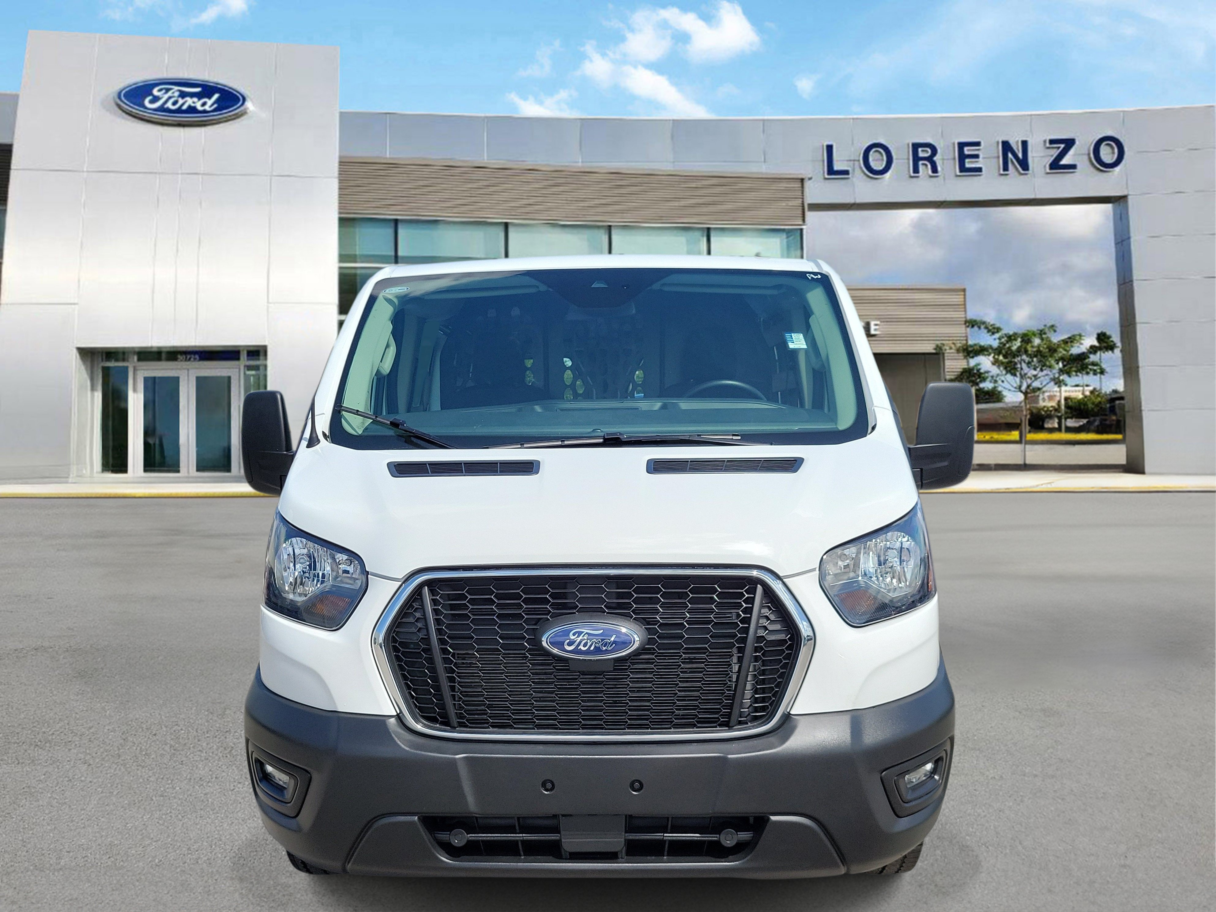 Used 2025 Ford Transit 250 Low Roof w/ Exterior Upgrade Package RWD image 2